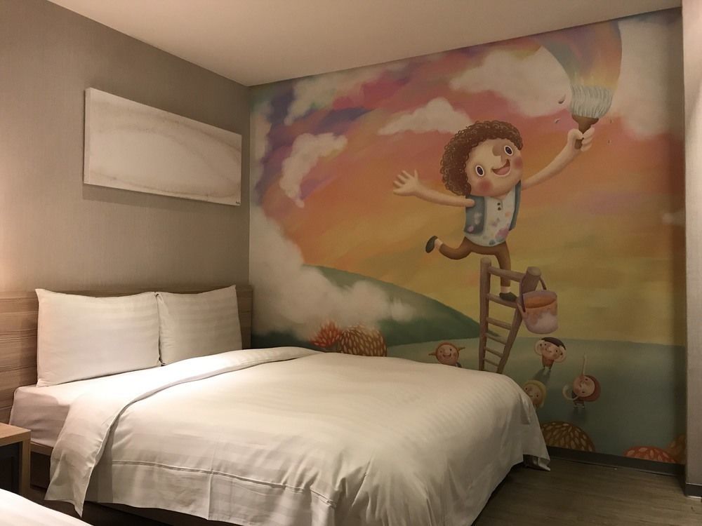 Smile 73 Hotel Taizhong Zewnętrze zdjęcie